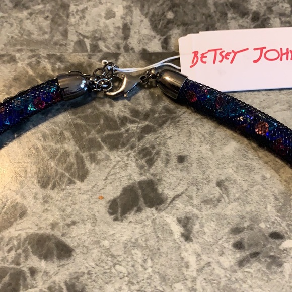 Betsey Johnson dark shadows mesh crystal necklace - Picture 5 of 5